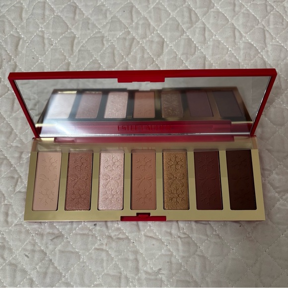 Estée Lauder glow eyeshadow palette - Picture 2 of 4